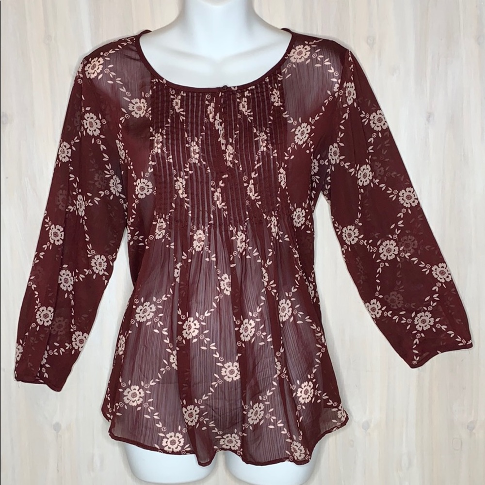 ⭐️ OLD NAVY MEDIUM SHEER BLOUSE MAROON